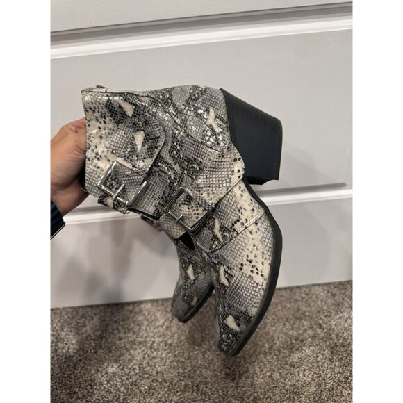 ESPRIT Alyvia Snake Print Ankle Boot Block Heel Size 9 - Picture 4 of 8